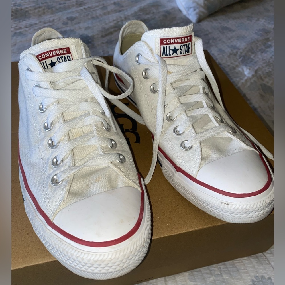 Mens Low rise White Converse